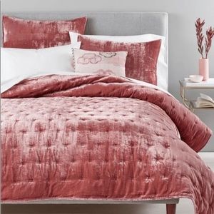 Lush Velvet Tack Stitch Quilt